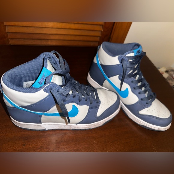 Nike Dunk High GS ‘Light Bone Diffused Blue’ - Picture 3 of 7